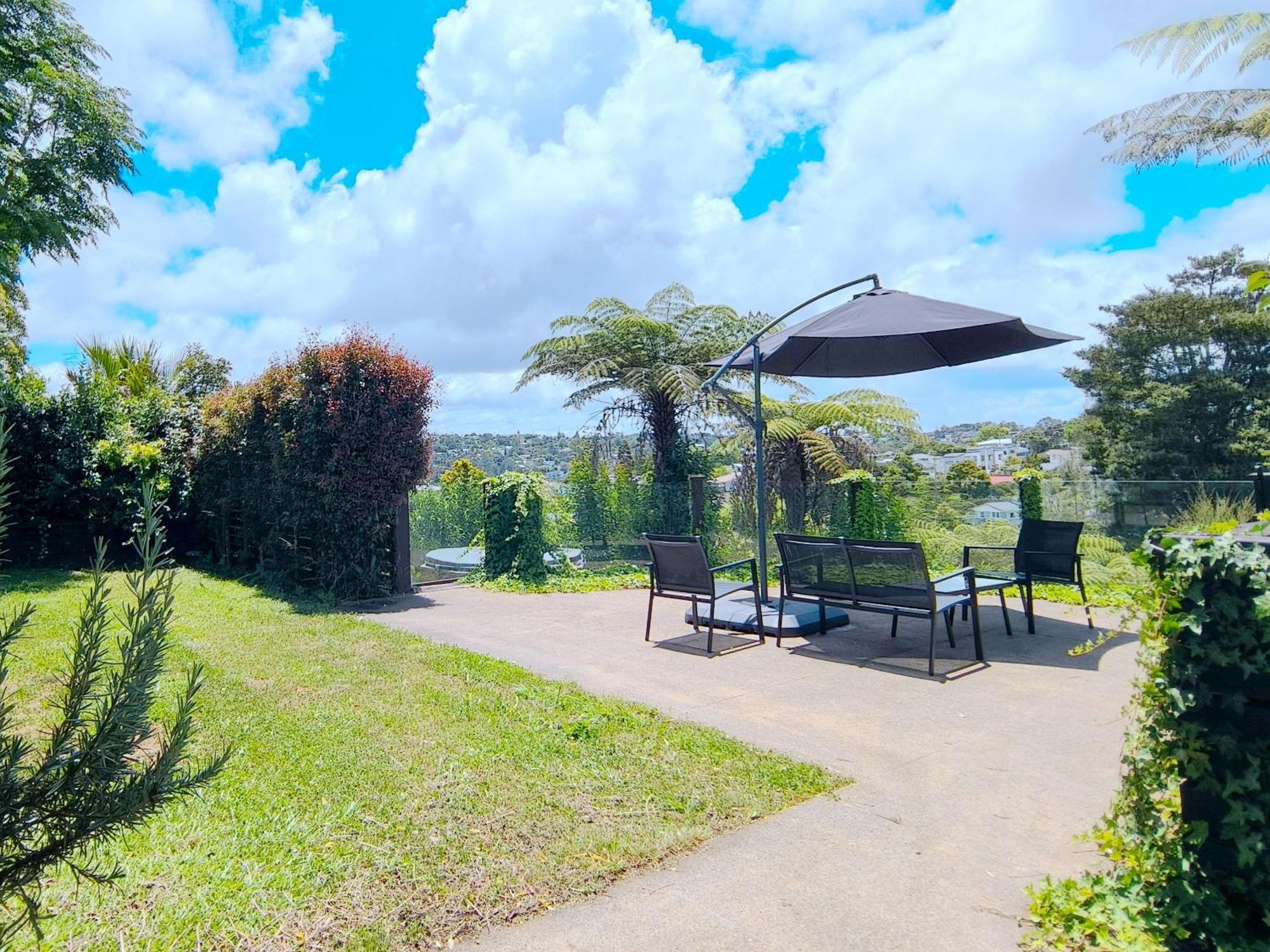 Spacious 7 Brs Retreat With 2 Kitchen And 3 Baths Movie Night Garden Villa *