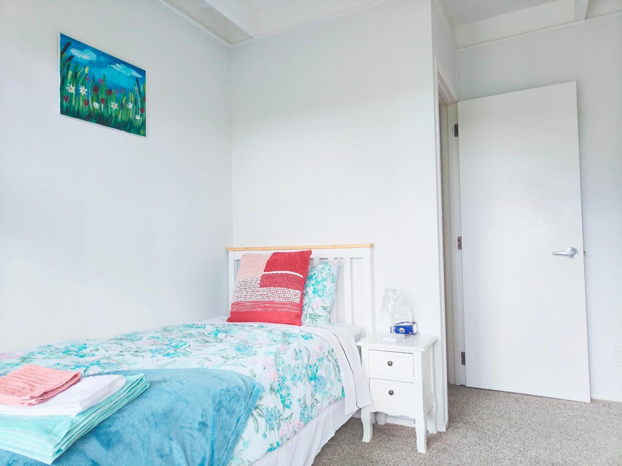 Villa Spacious 7 Brs Retreat With 2 Kitchen And 3 Baths Movie Night Garden Auckland