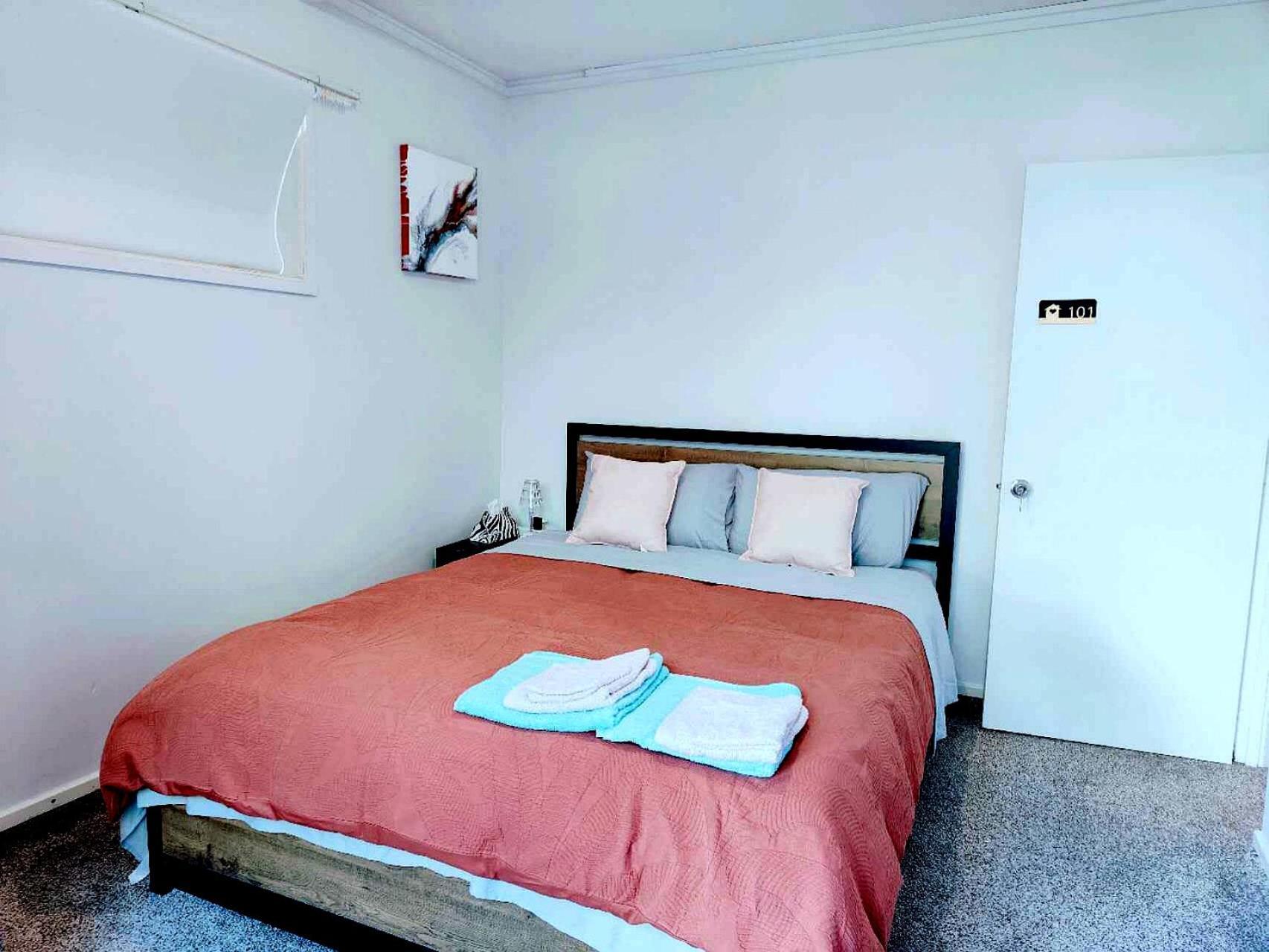 Spacious 7 Brs Retreat With 2 Kitchen And 3 Baths Movie Night Garden * Auckland