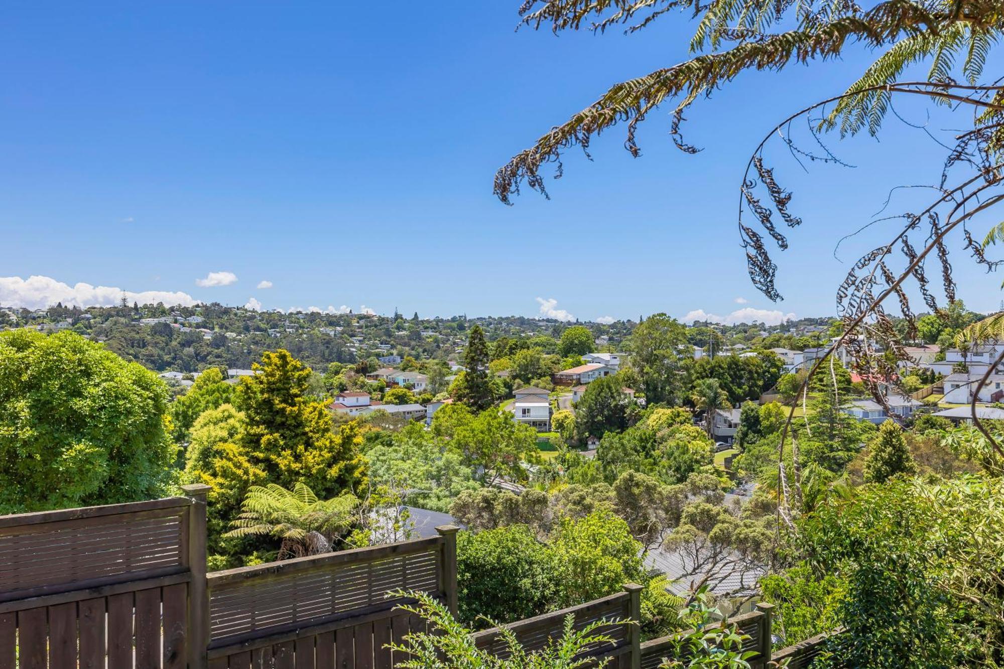 Spacious 7 Brs Retreat With 2 Kitchen And 3 Baths Movie Night Garden * Auckland