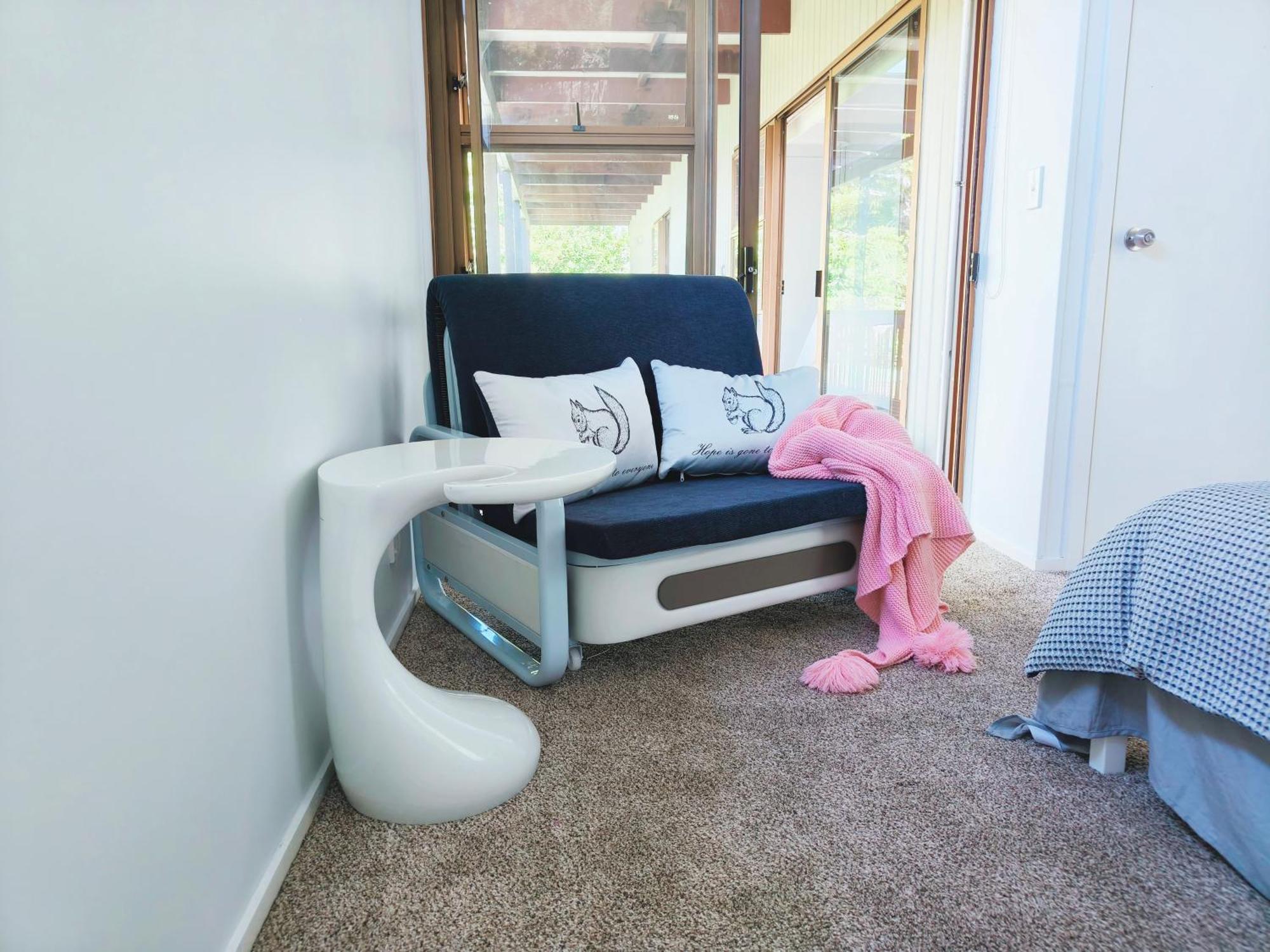 Spacious 7 Brs Retreat With 2 Kitchen And 3 Baths Movie Night Garden